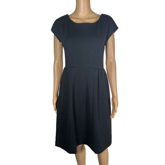 J.Crew Women's Stretch Scoop Neck Pleated Knit Cap Sleeve Dress‎ Black Si… - Picture 1 of 5